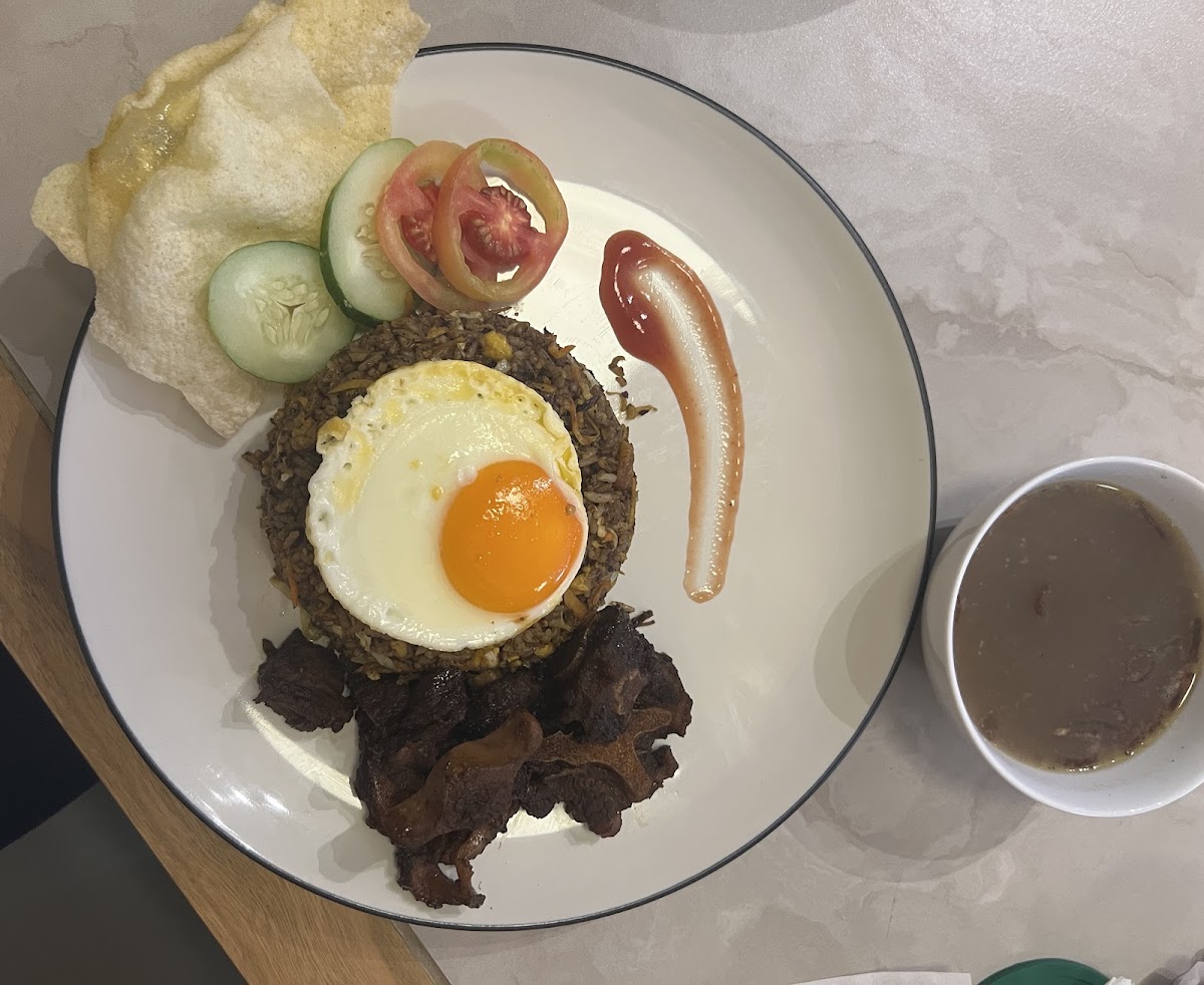 KIAN CAFE & RESTO Photo 9
