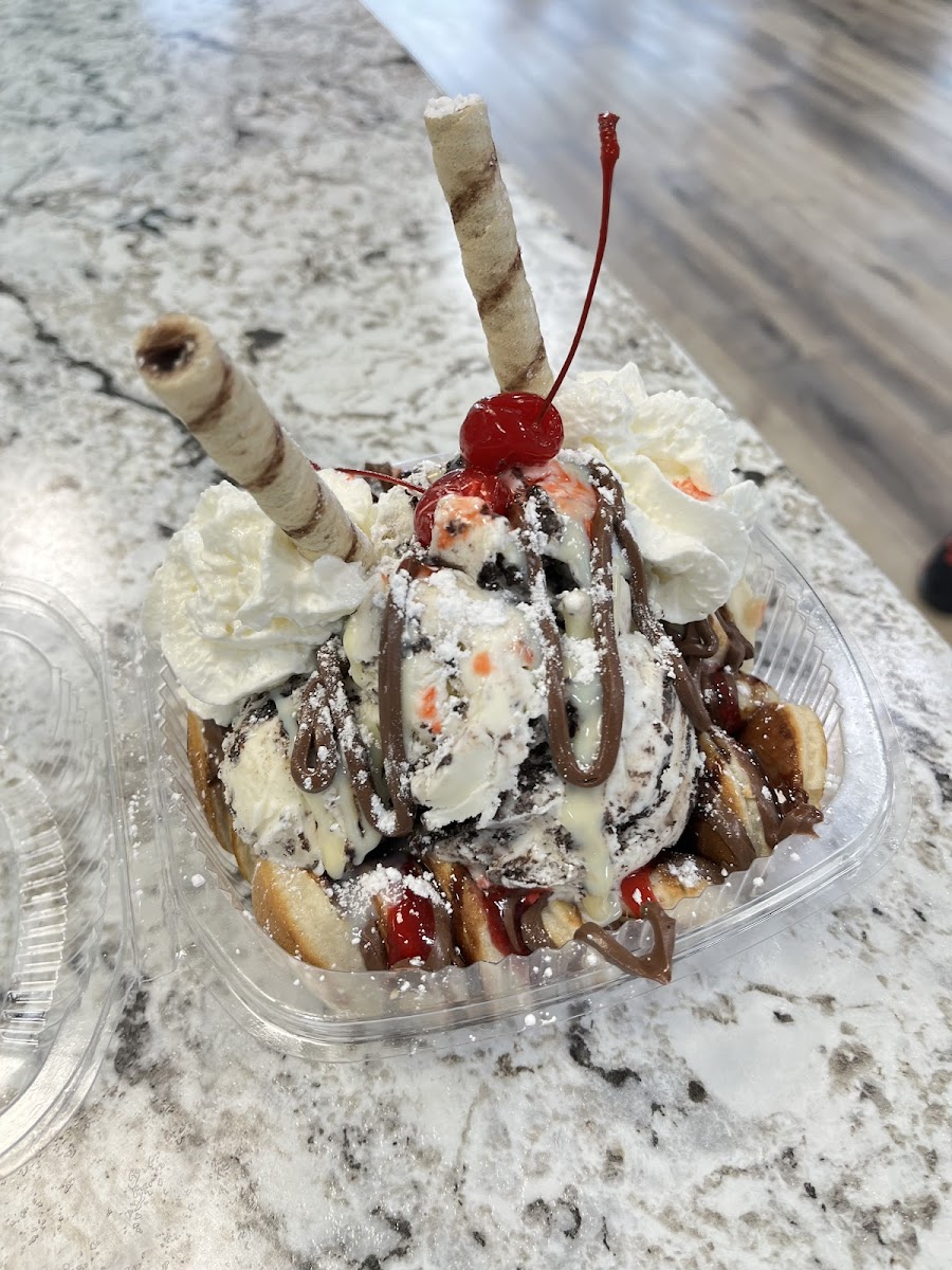 Mr. Tino's Ice Cream and Tacos Photo 8
