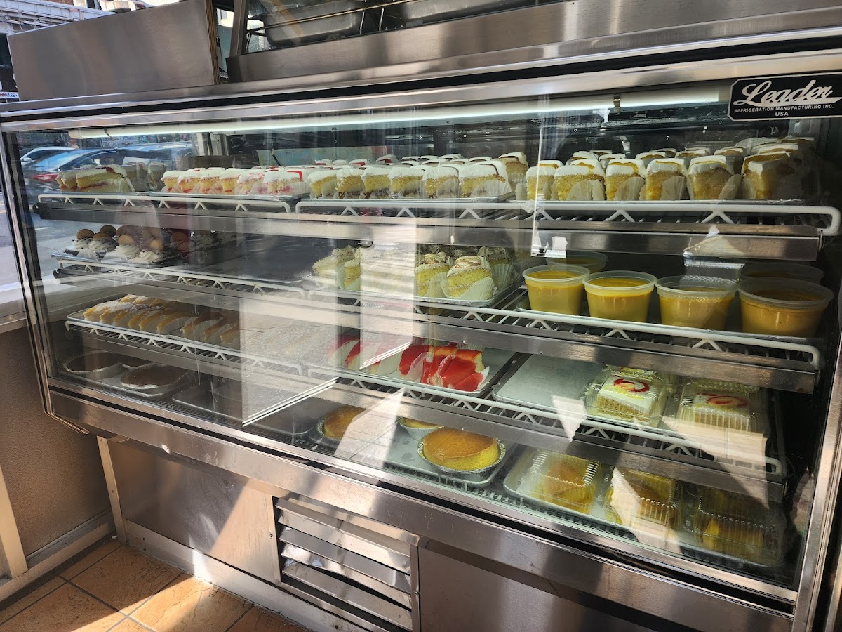 El Panadero Bakery Photo 3