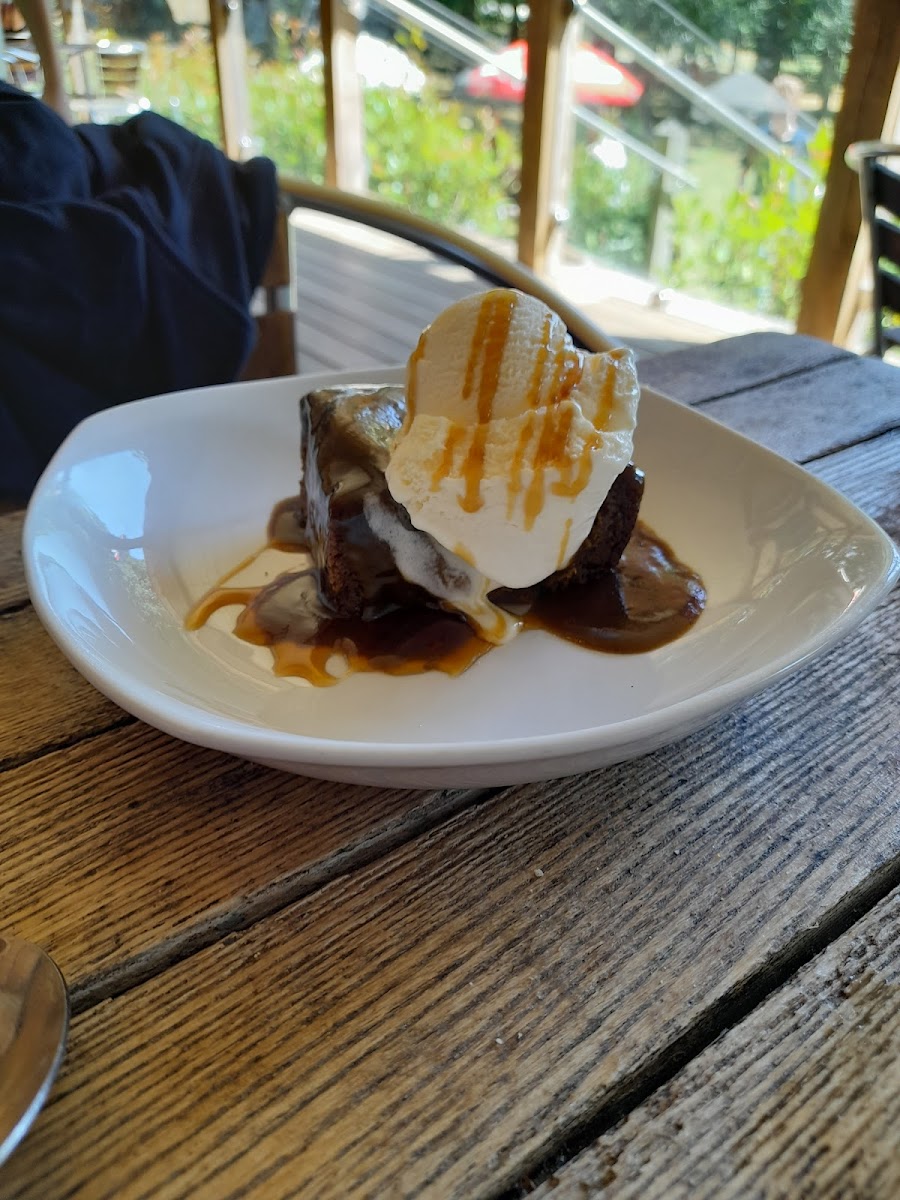 Henfold Cafe Photo 9