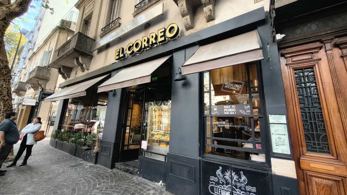 Bar & Restaurant El Correo