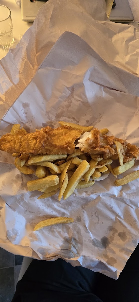 The Chip 'n Fish Photo 7