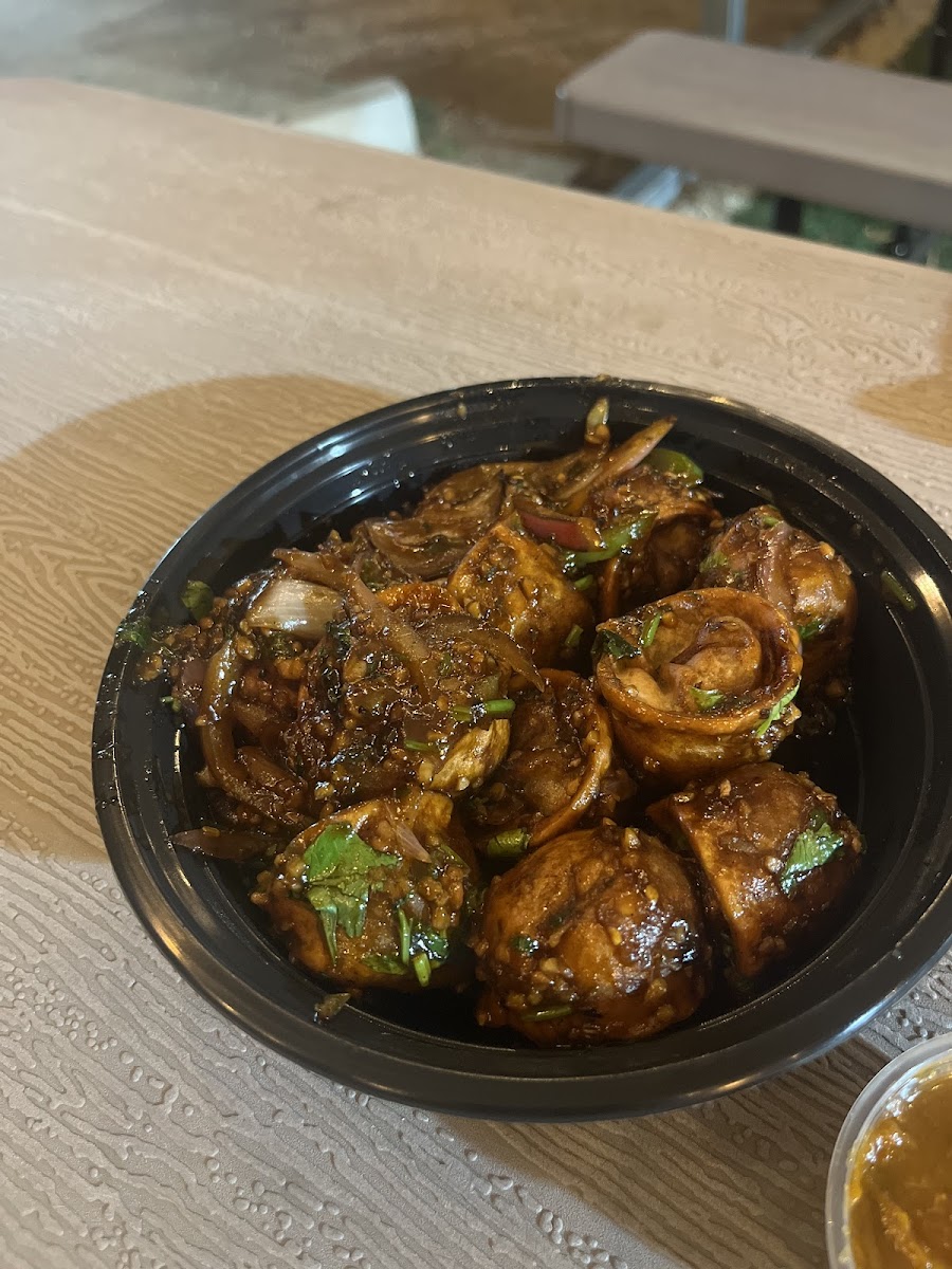 Momo Express Photo 2