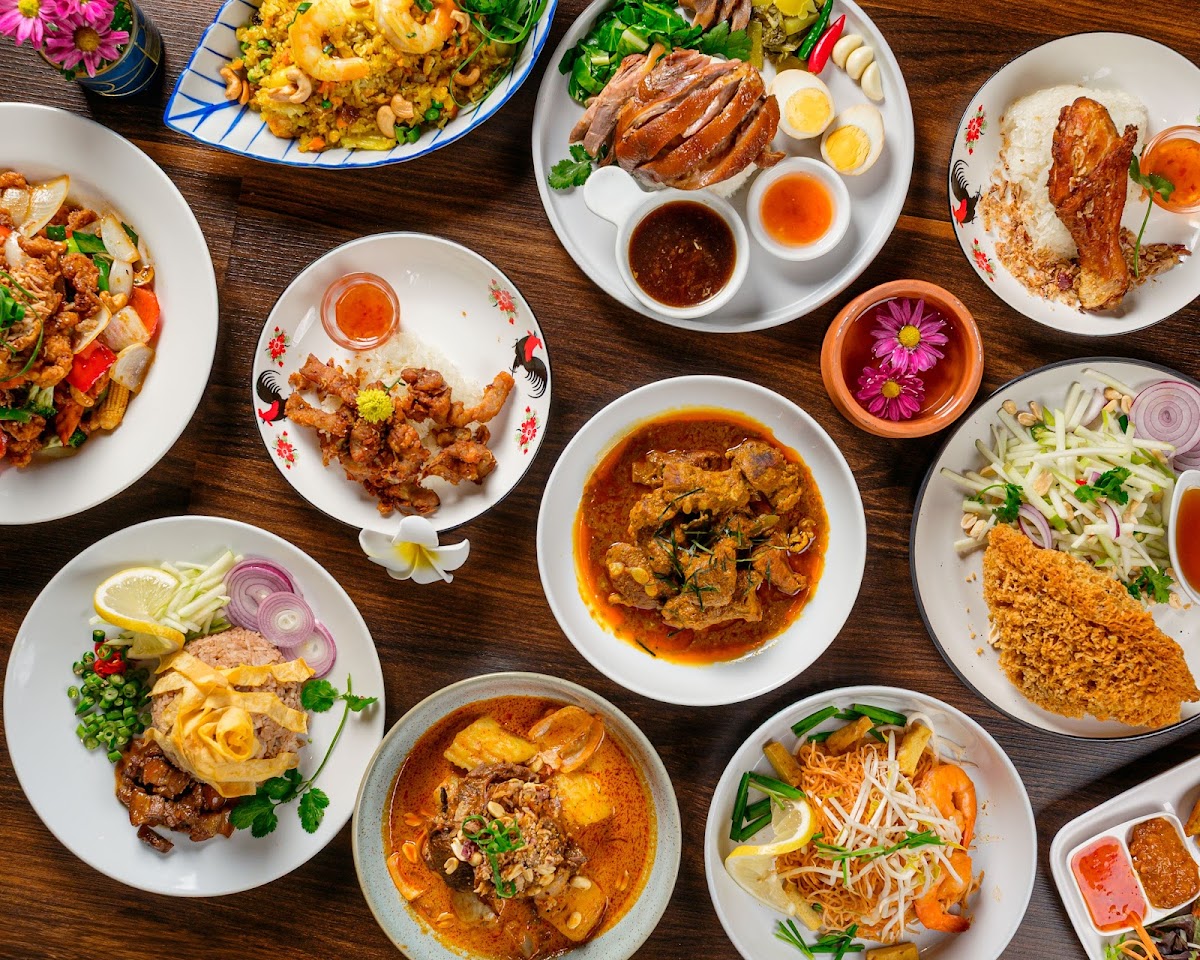 Danthai Kitchen and Bar (by Northern Thai) Photo 4