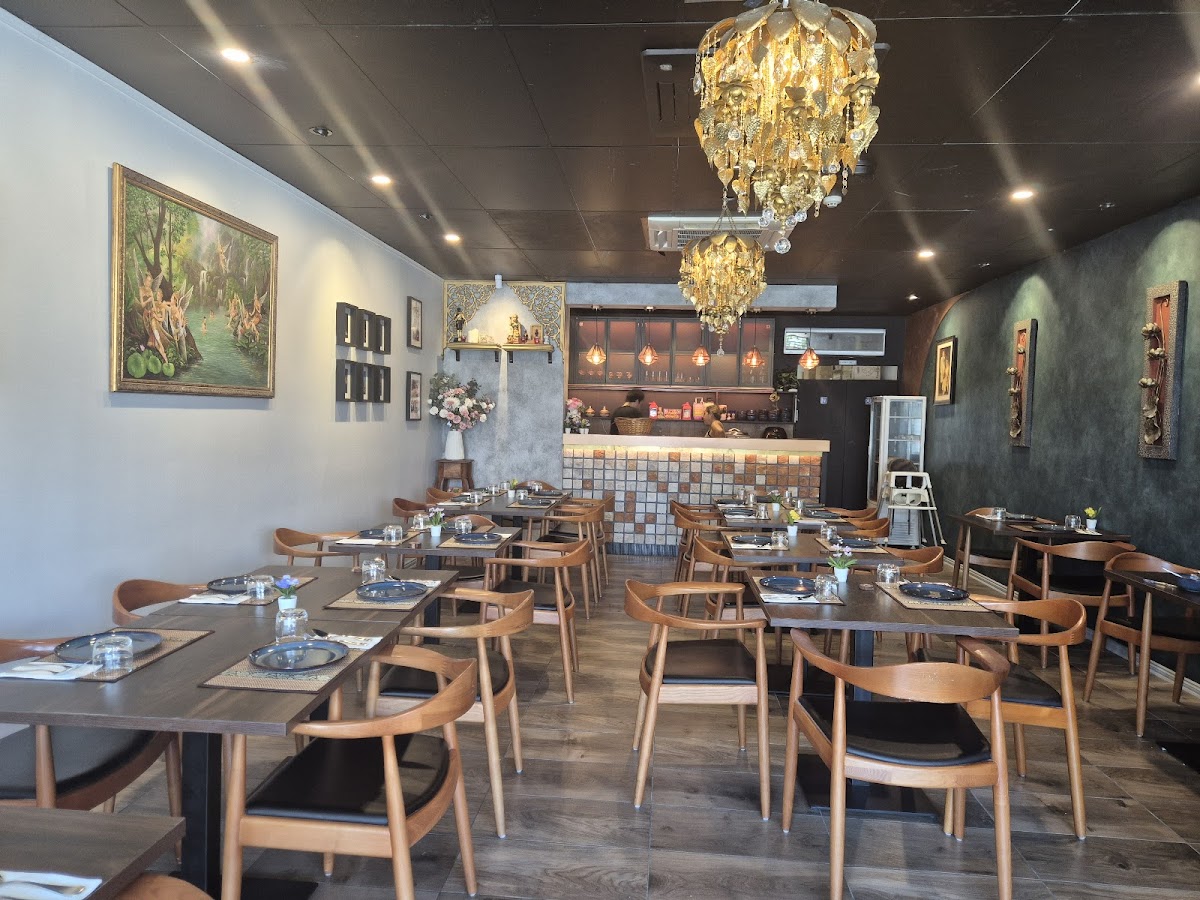 Danthai Kitchen and Bar (by Northern Thai) Photo 6