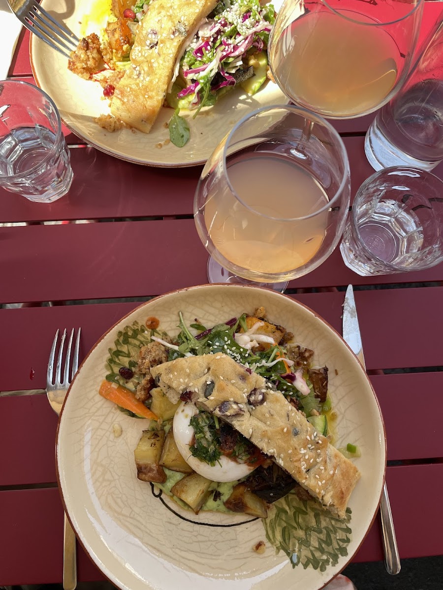 P O P I N A Photo 8