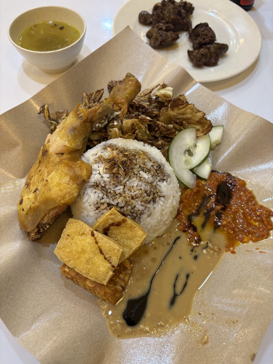 AYAM GEPUK JOWO KELATE Photo 2