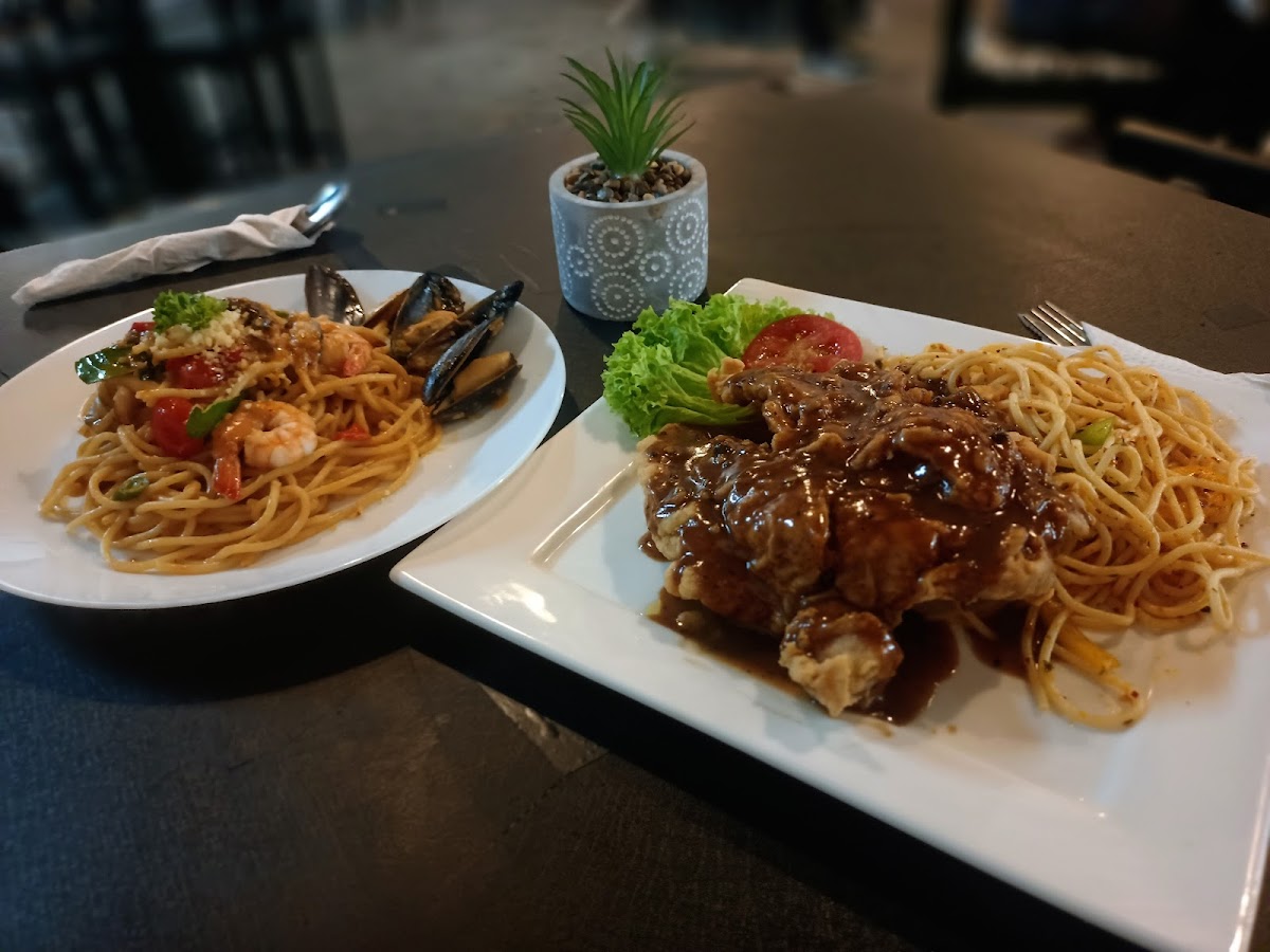 ND Grill and Pasta Photo 5