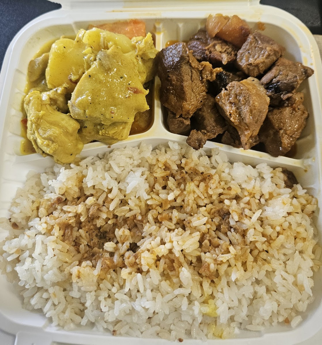 Tropical Hut Philippine Cuisine Photo 3
