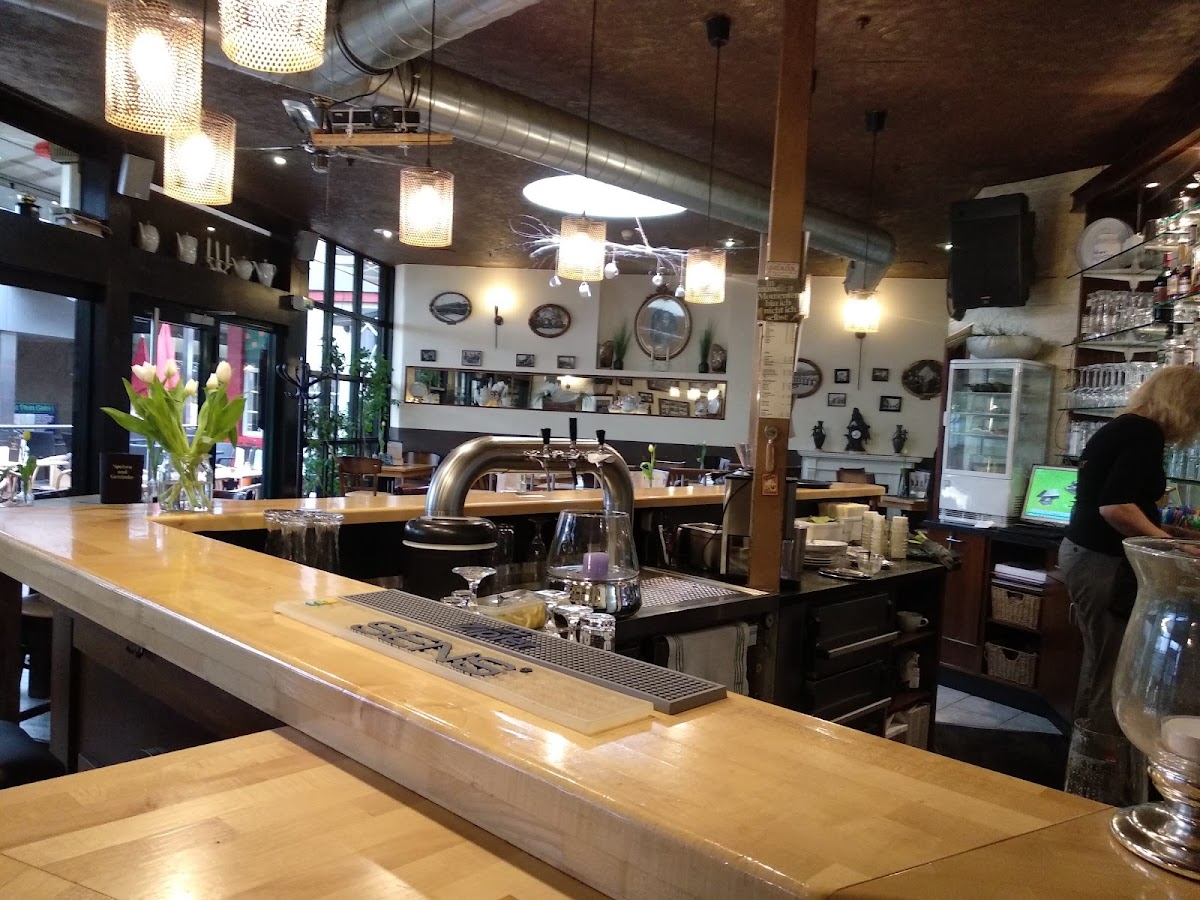 Cafe fleur Photo 3