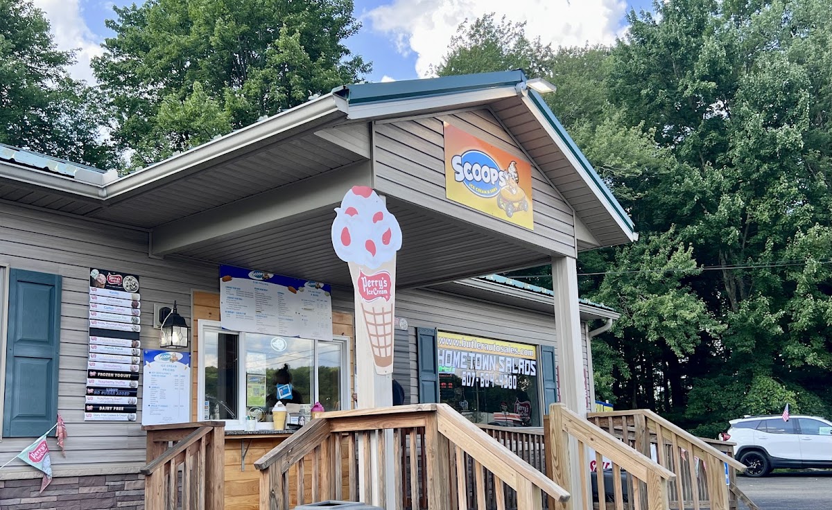 Scoops Ice Cream & Subs