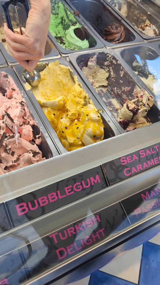 Tilly’s Ice Cream Photo 2