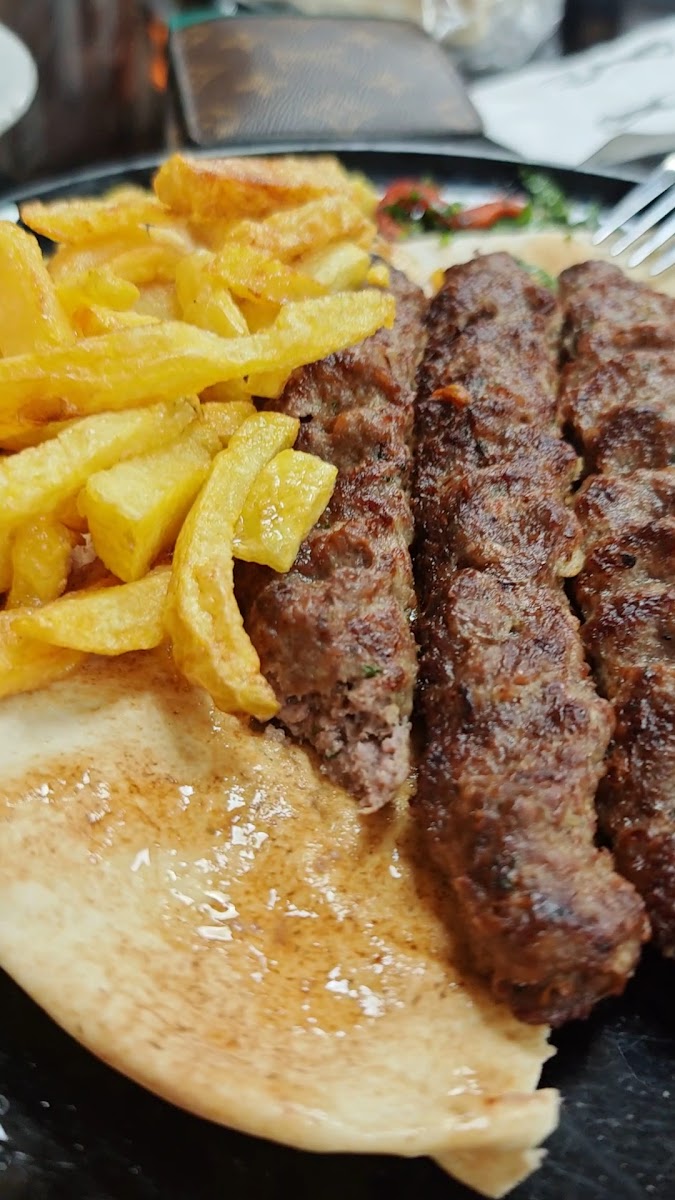 Murad Cafe-Restaurant Photo 2