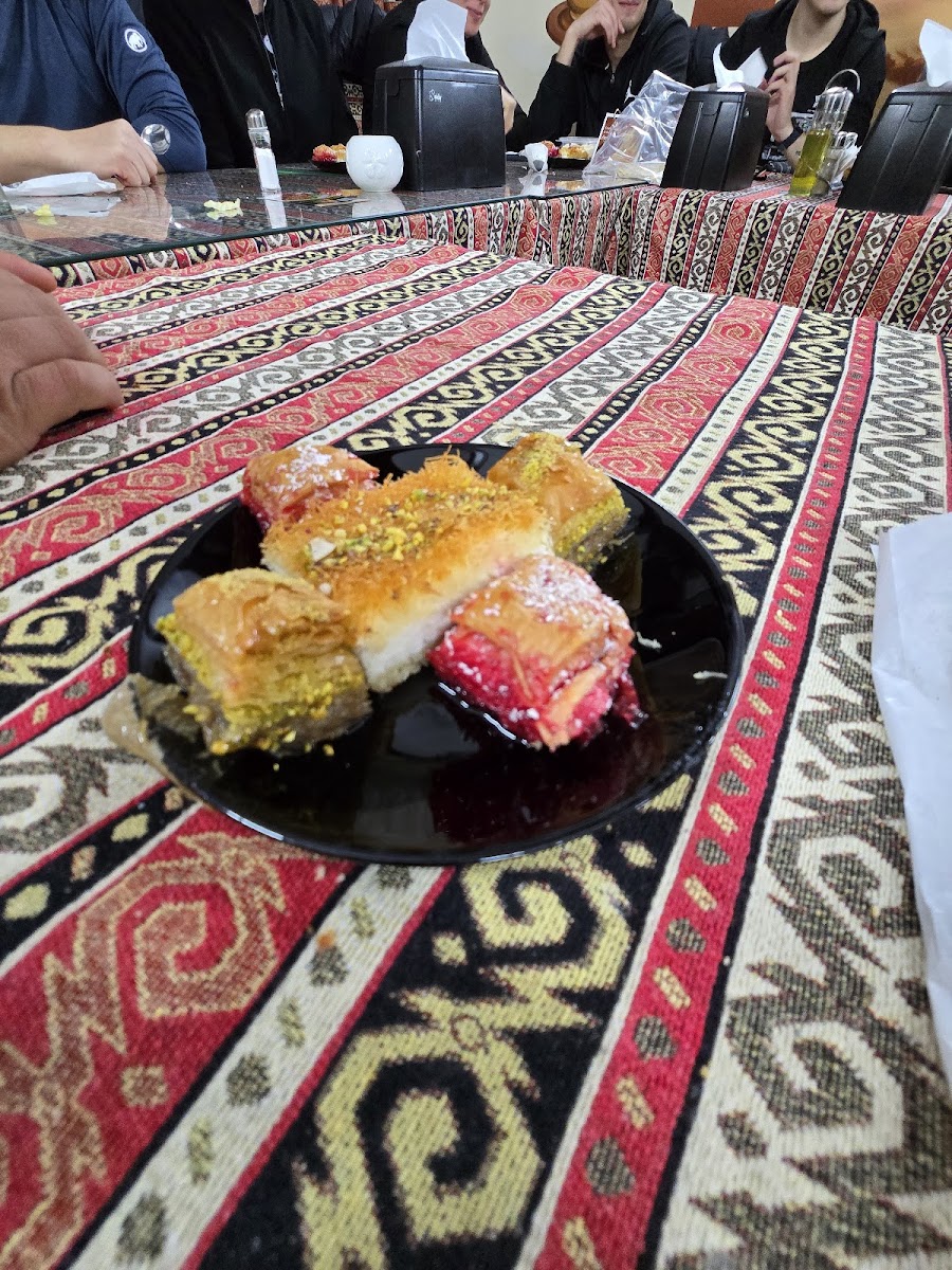 Murad Cafe-Restaurant Photo 6