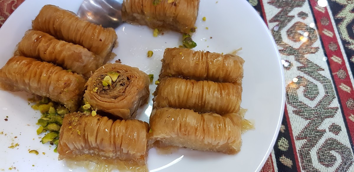 Murad Cafe-Restaurant Photo 7