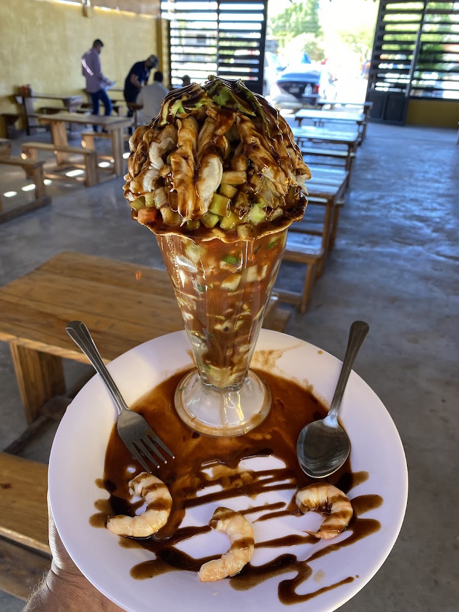 Armando Mariscos Suc. Miguel Alemán. Photo 3