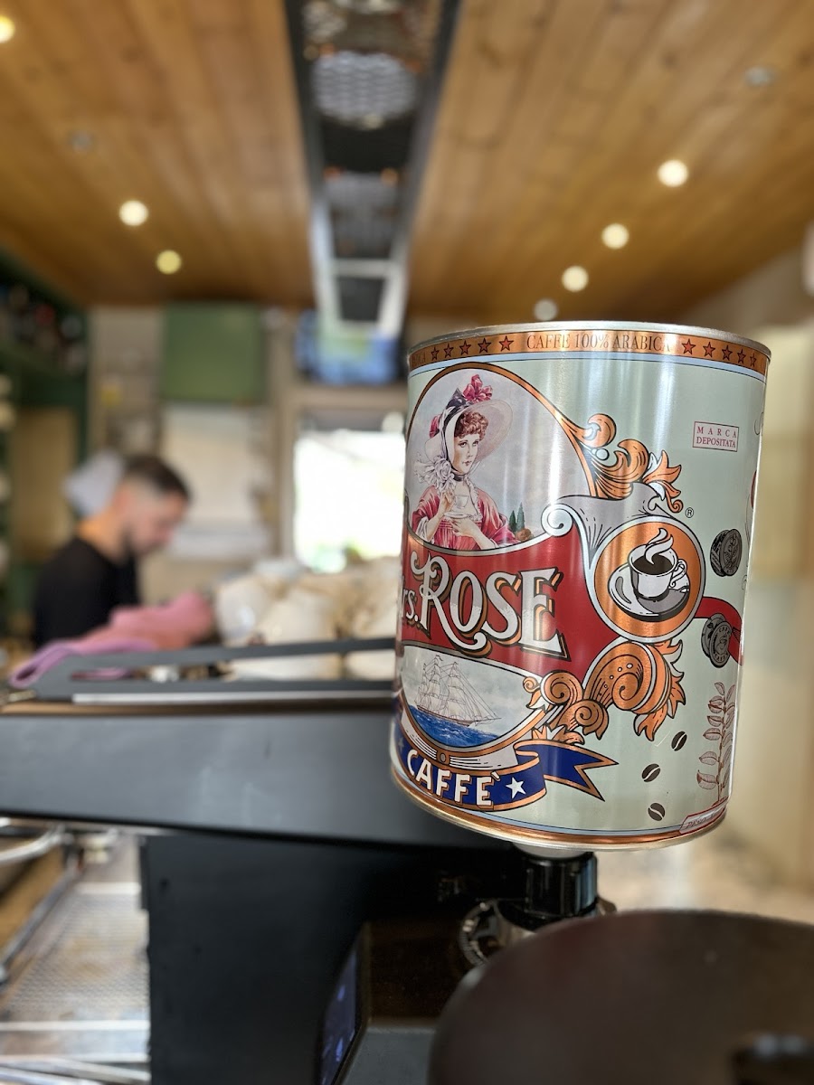 Averto Cafe Photo 2