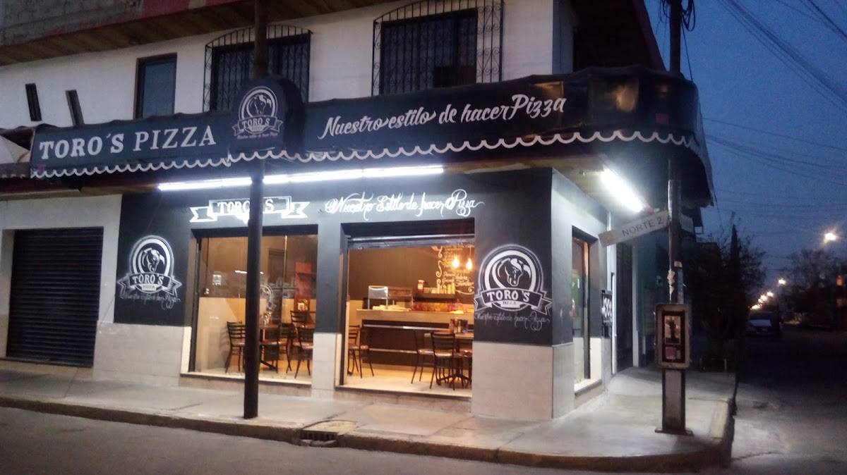 TOROS' PIZZA