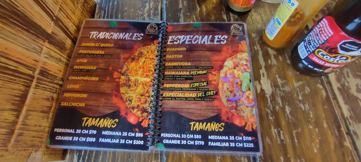 TOROS' PIZZA Photo Menu 1