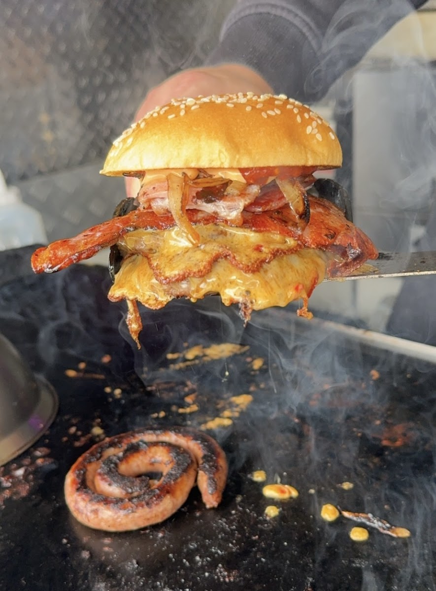 Busters Burgers Photo 10