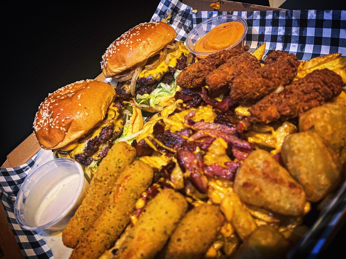 Busters Burgers Photo 3