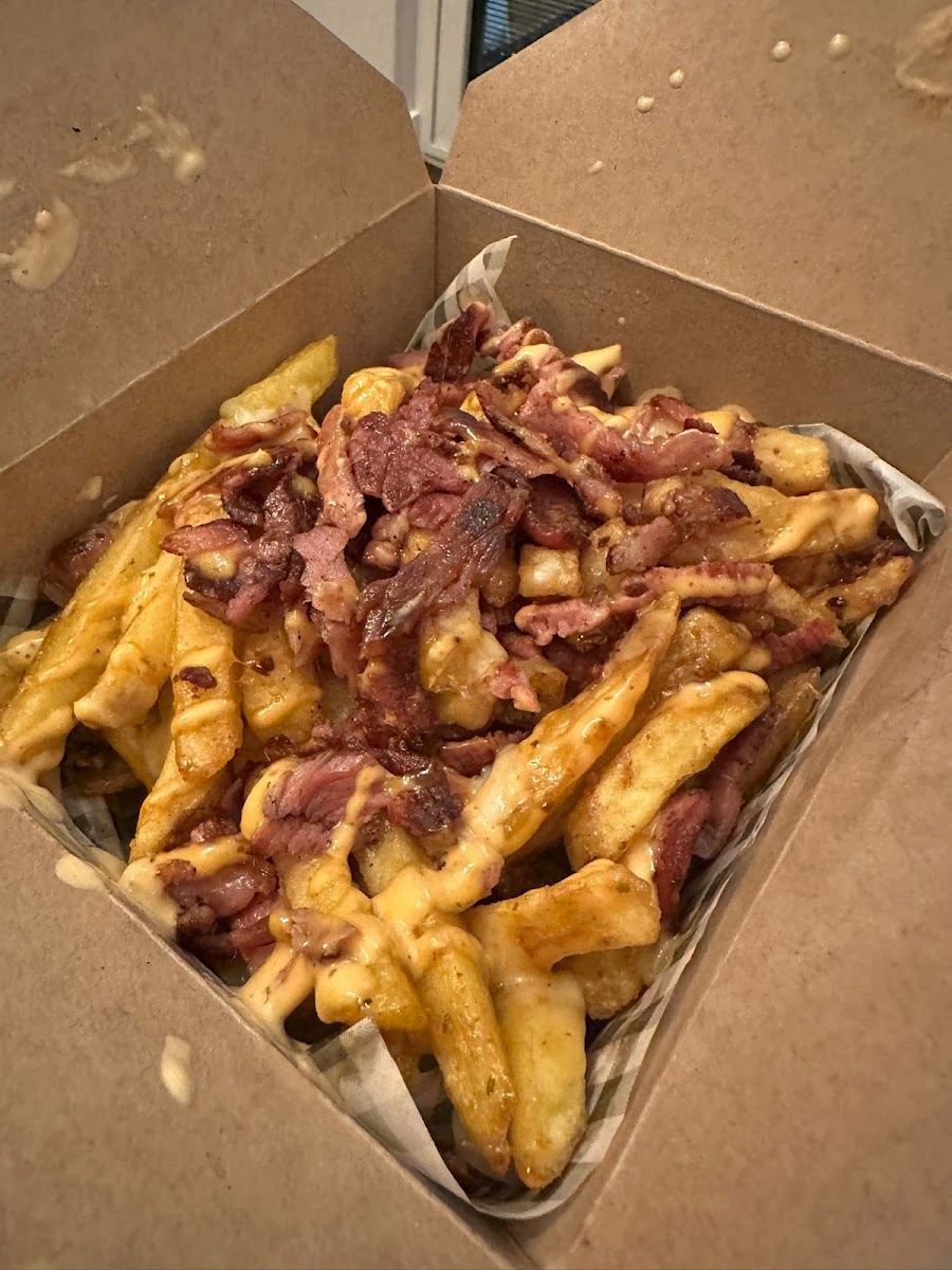 Busters Burgers Photo 4