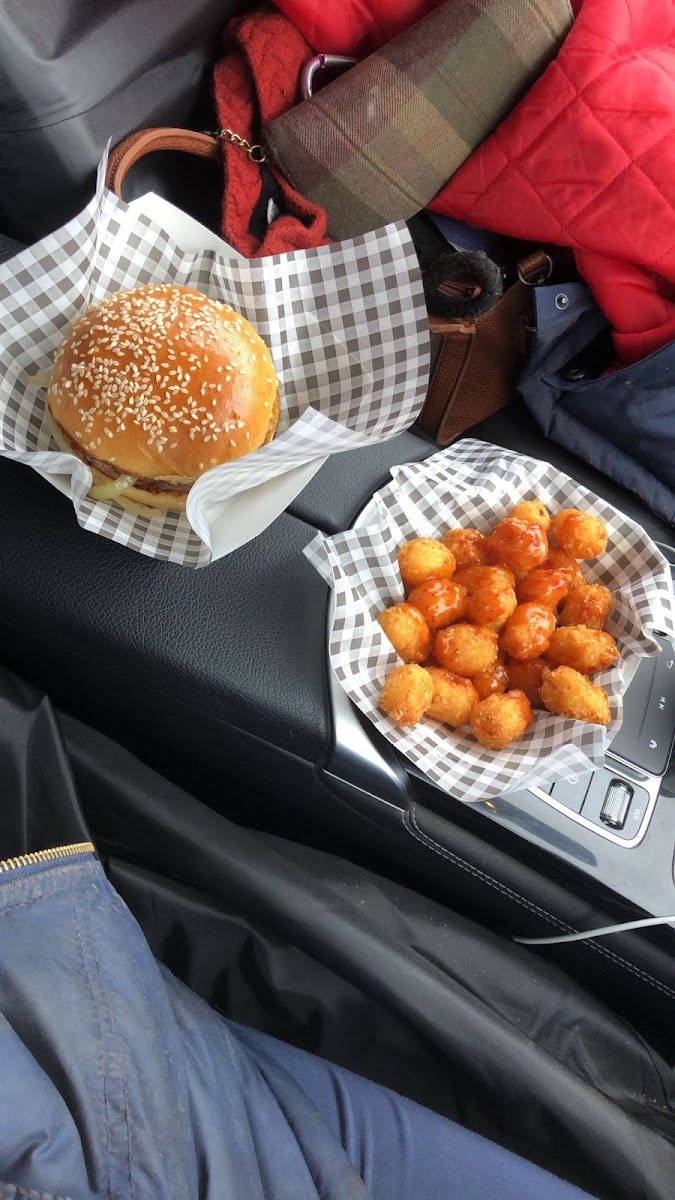 Busters Burgers Photo 6
