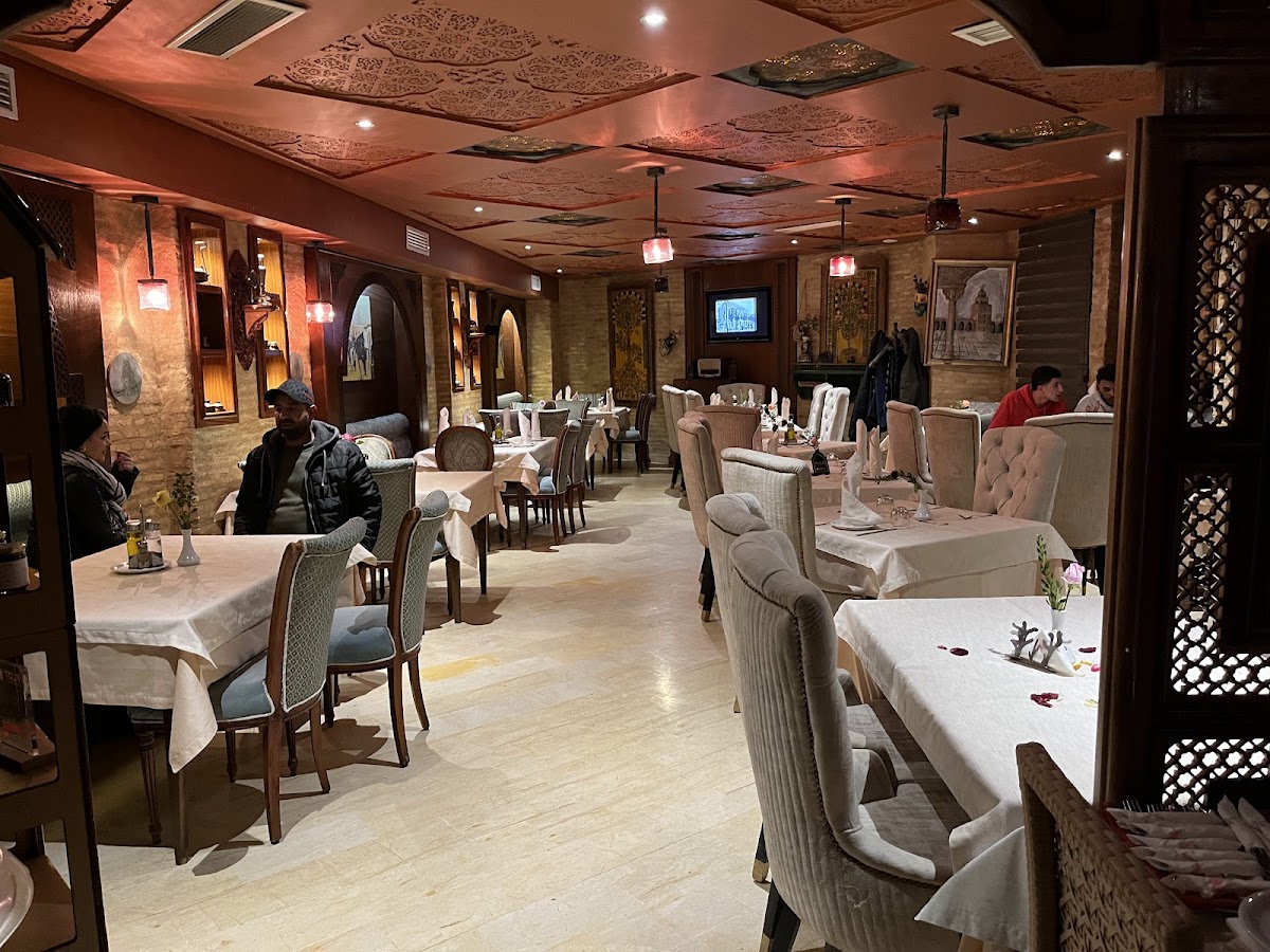 El Brija Restaurant