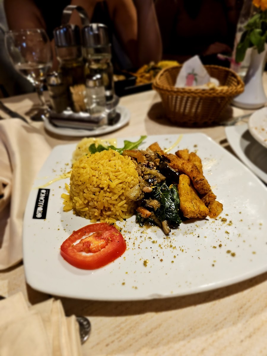 El Brija Restaurant Photo 10