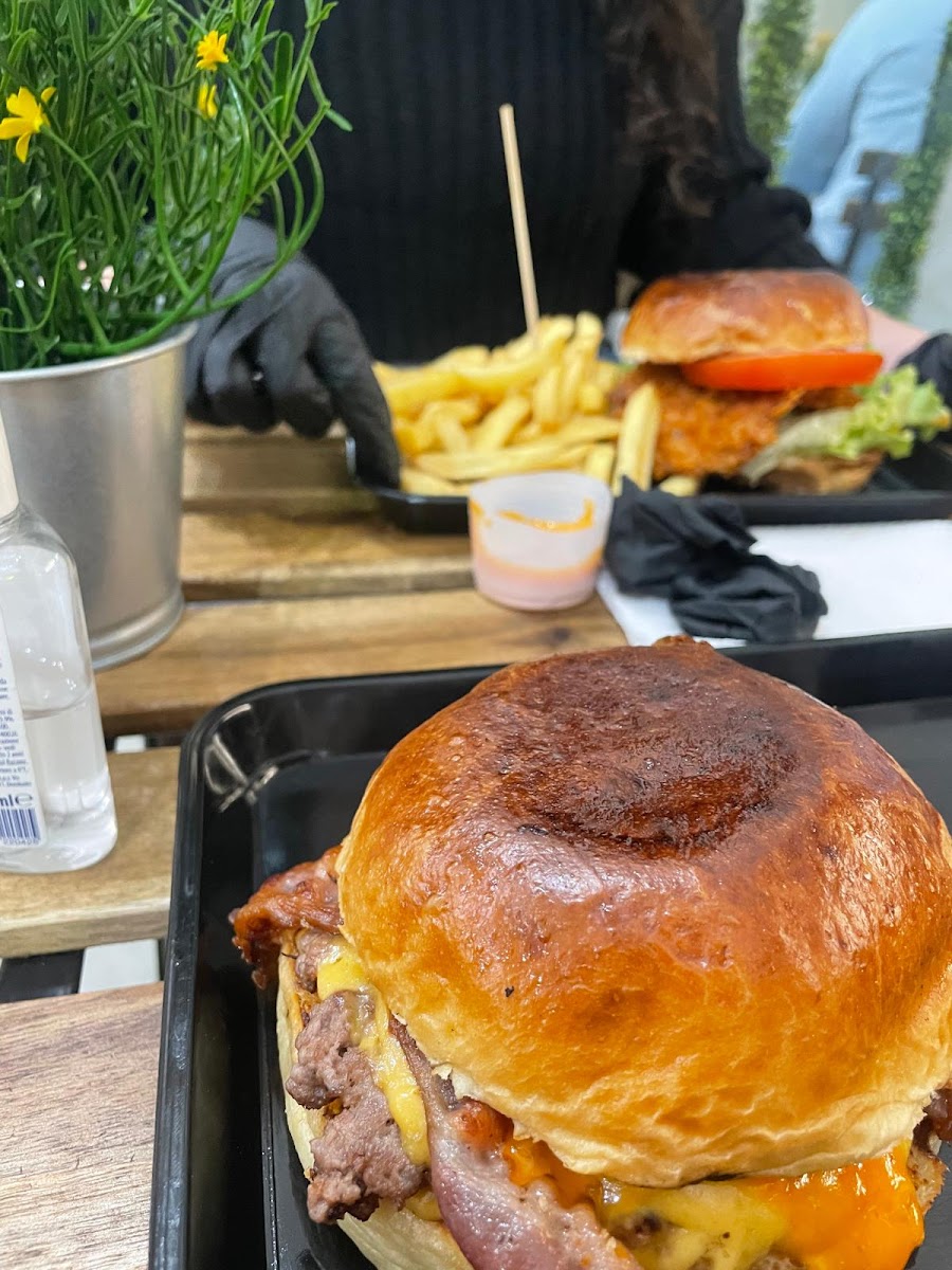 Factory food porn Photo 7