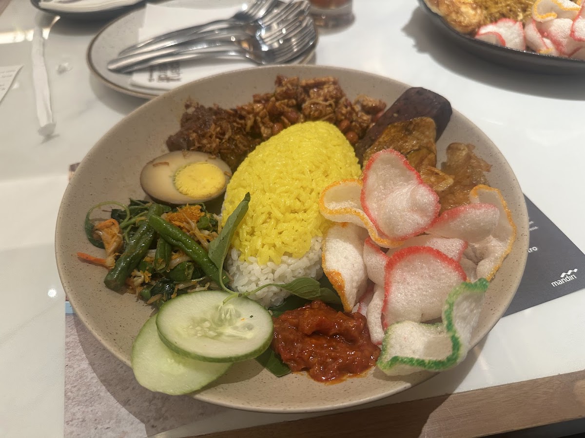 Rempah Bistro Botani Square Photo 3