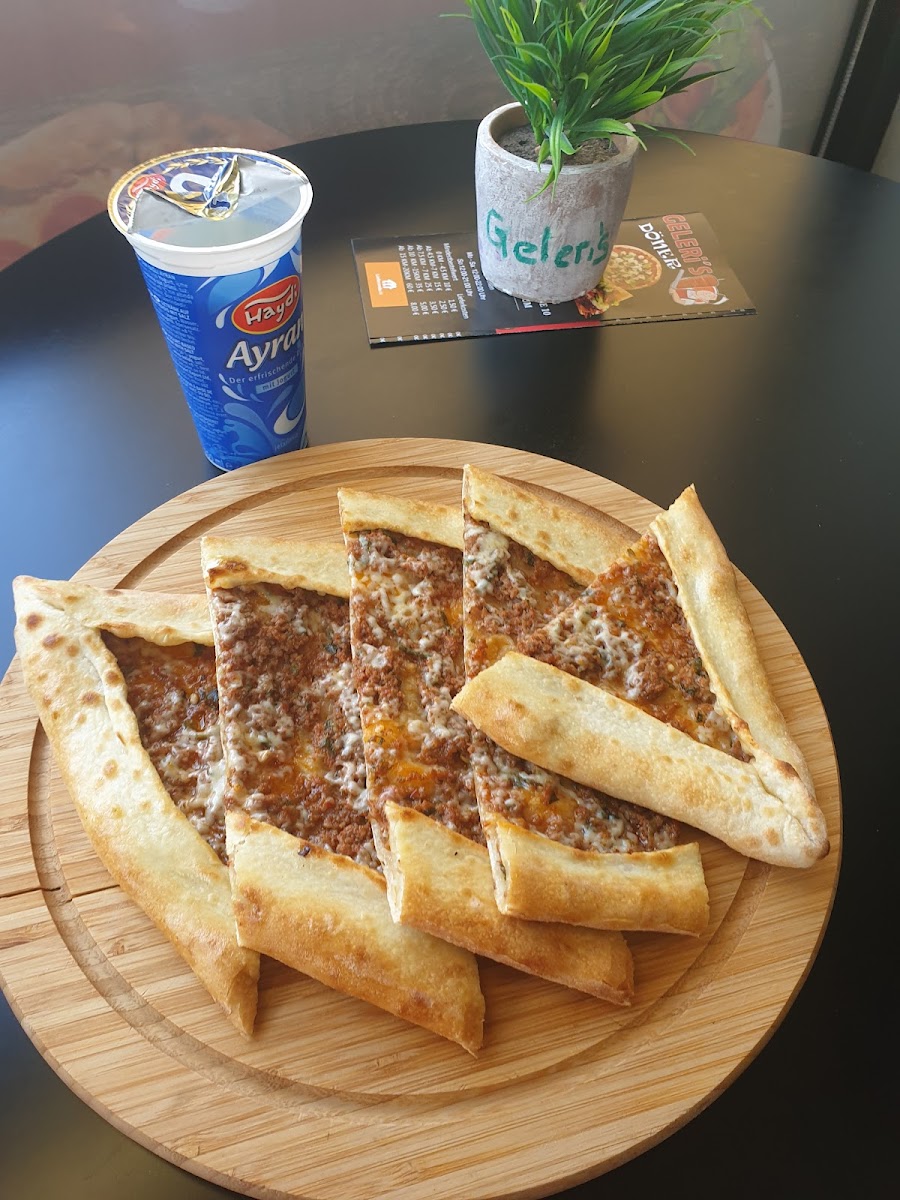 Geleri‘s Döner Photo 5