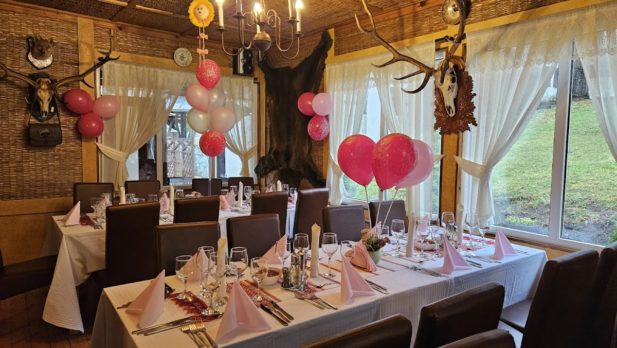 Restaurant Vânătoresc Furnica