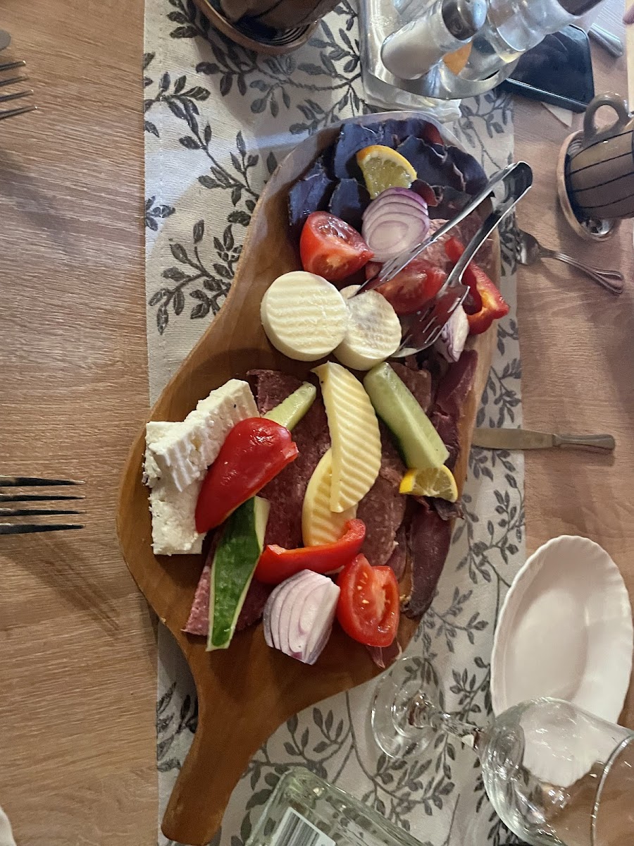 Restaurant Vânătoresc Furnica Photo 8