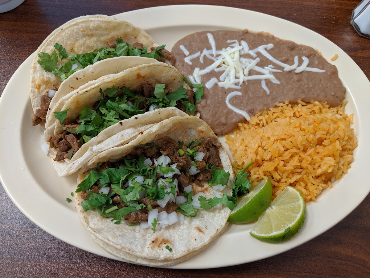 Mary's Tacos Photo 6