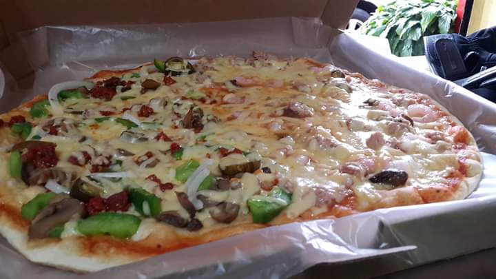 Mangio Pizza Photo 4