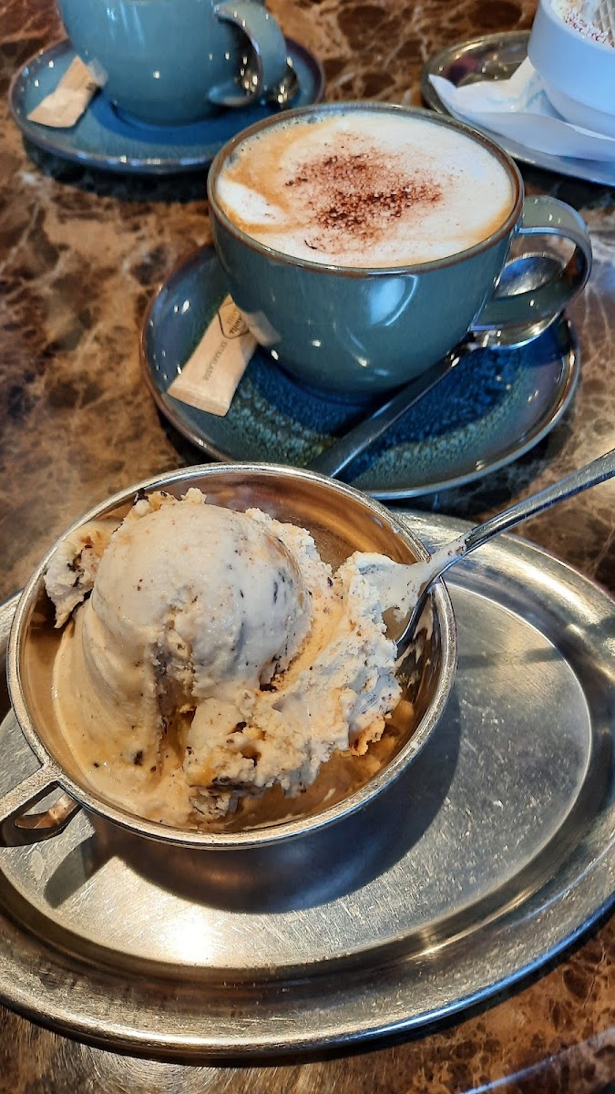 Eiscafé Marmolada Photo 8