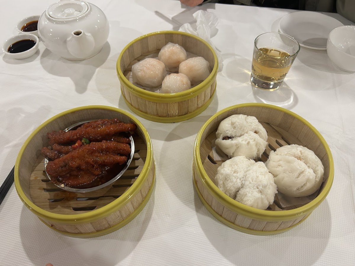 Duncraig Asian Cuisine Photo 4