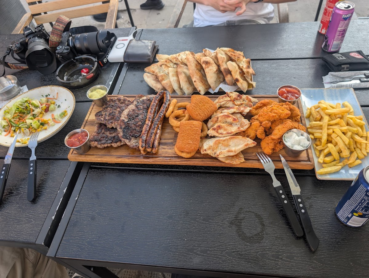 Balkan Food House Photo 3