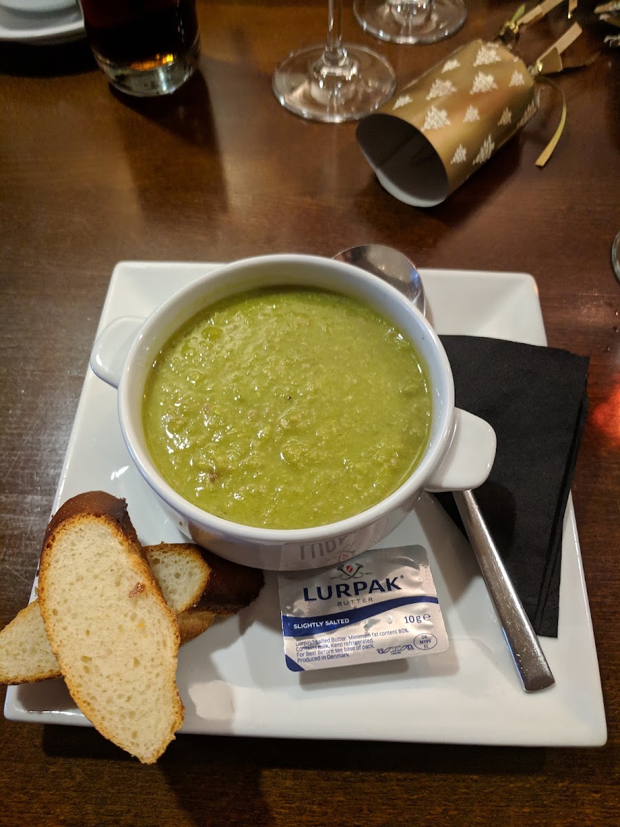 Le Bistro Moulin Photo 9
