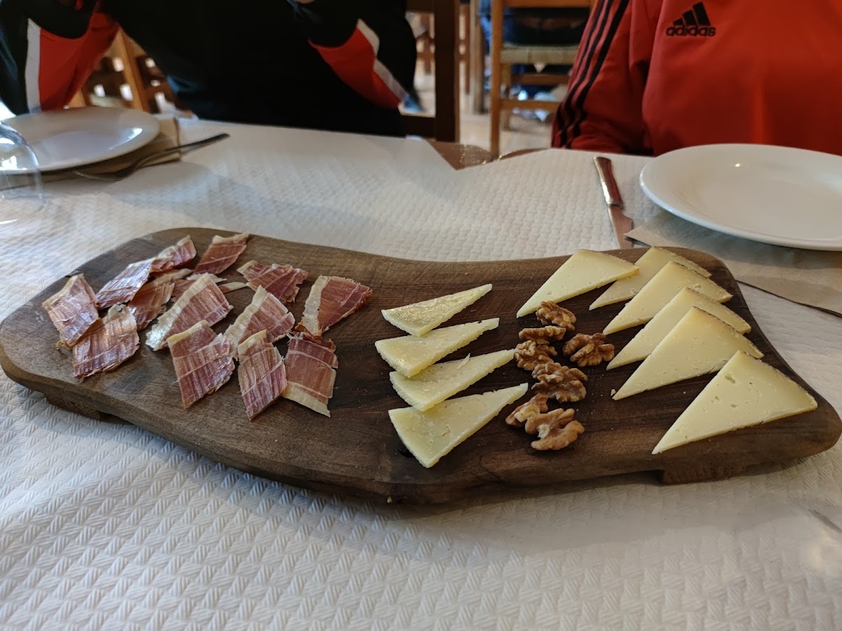 Mesón-Restaurante El Segoviano. Photo 9