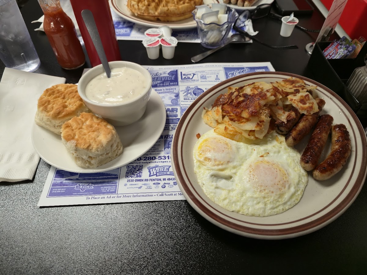 Shirley's Cafe & Grill Photo 2