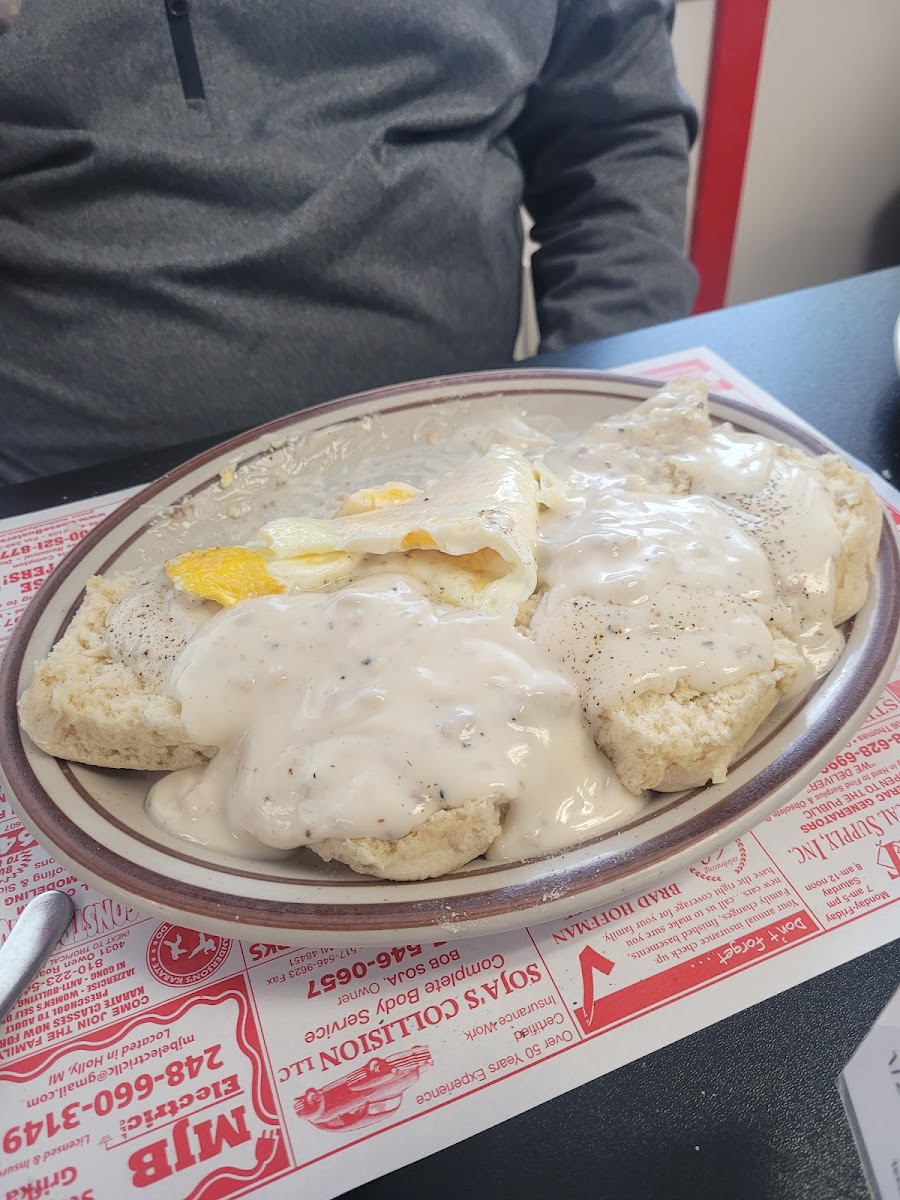 Shirley's Cafe & Grill Photo 9