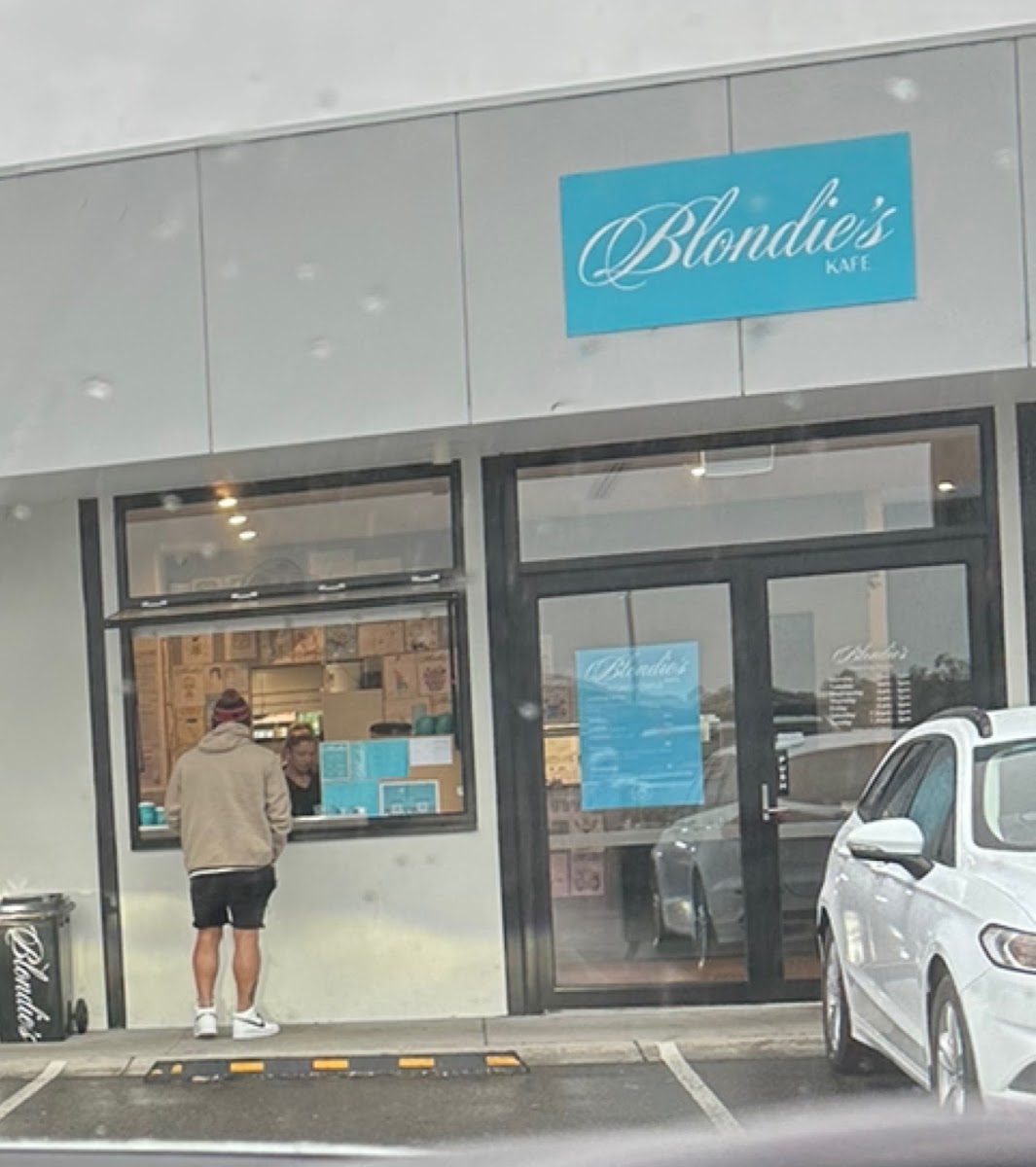 Blondie's Kafe