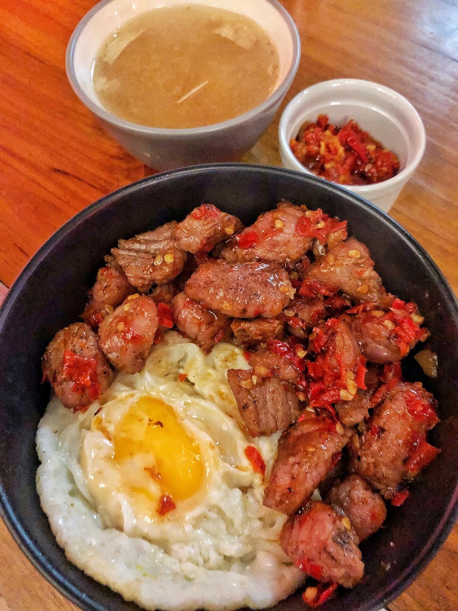 Sum Ting Wong Photo 8