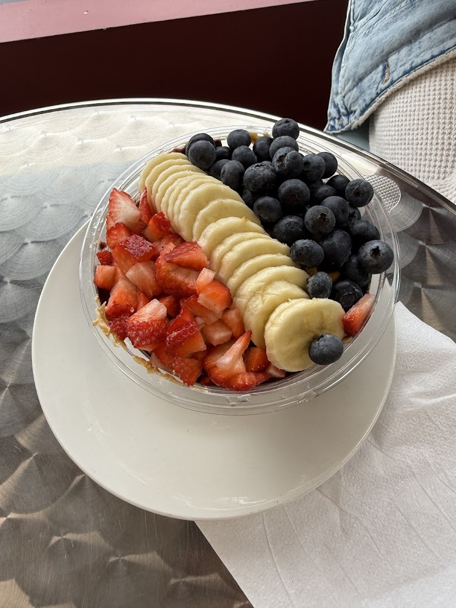 Shimmy’s Açaí Photo 8