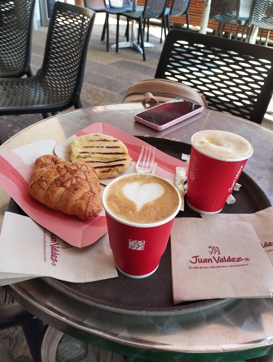 Juan Valdez Cafe Photo 9
