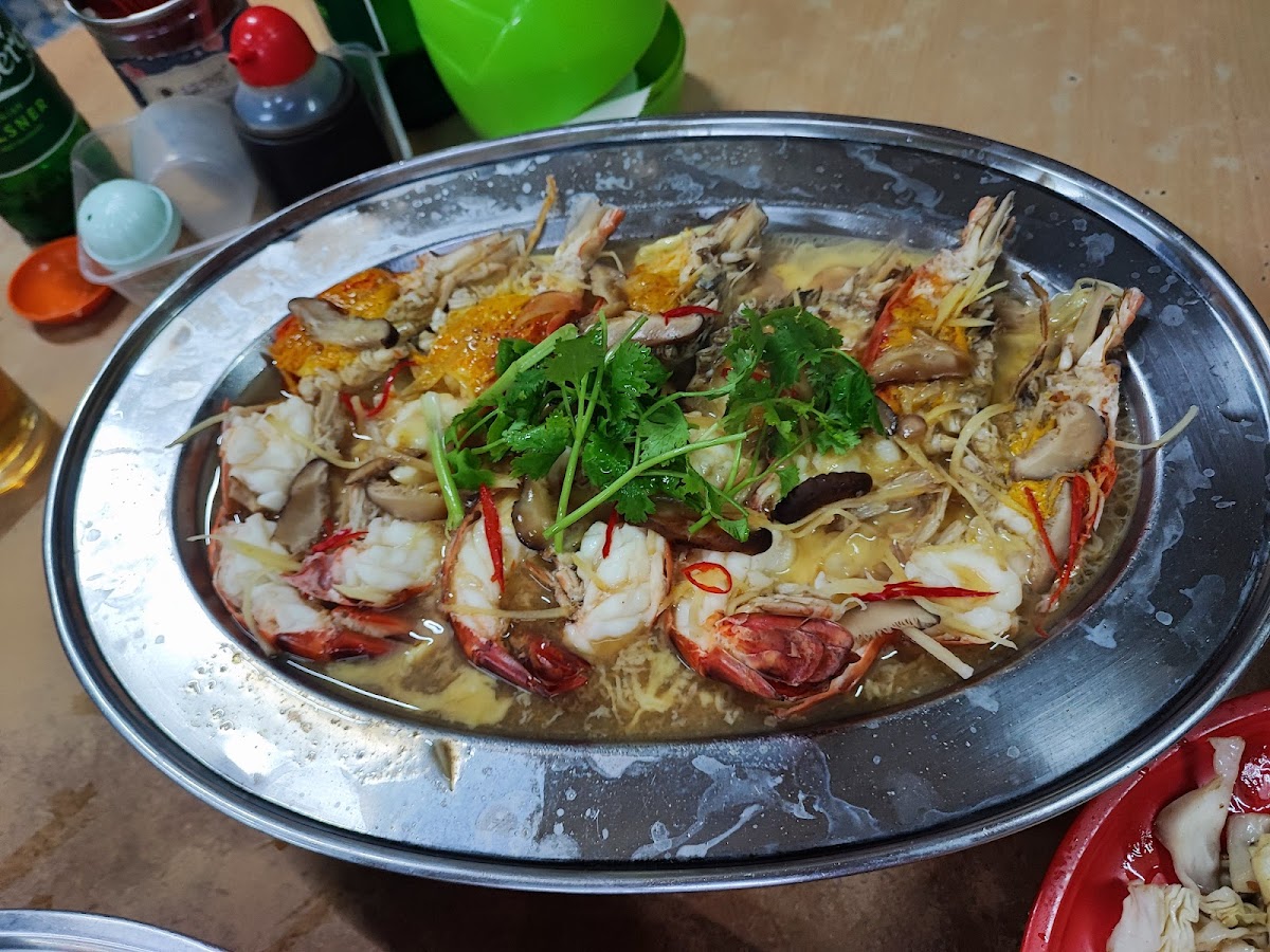 金马士大港饭店 • Restoran Gemas Baru Photo 3