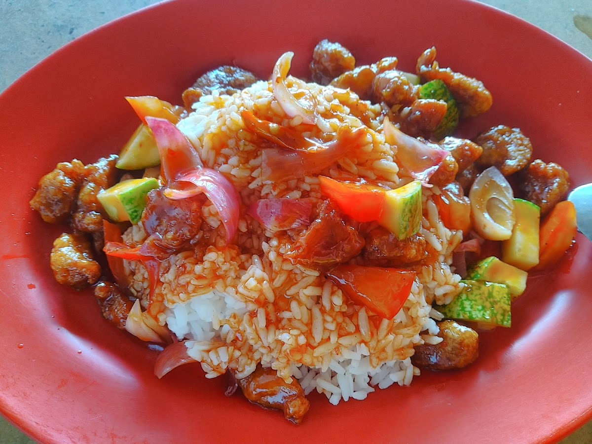金马士大港饭店 • Restoran Gemas Baru Photo 5