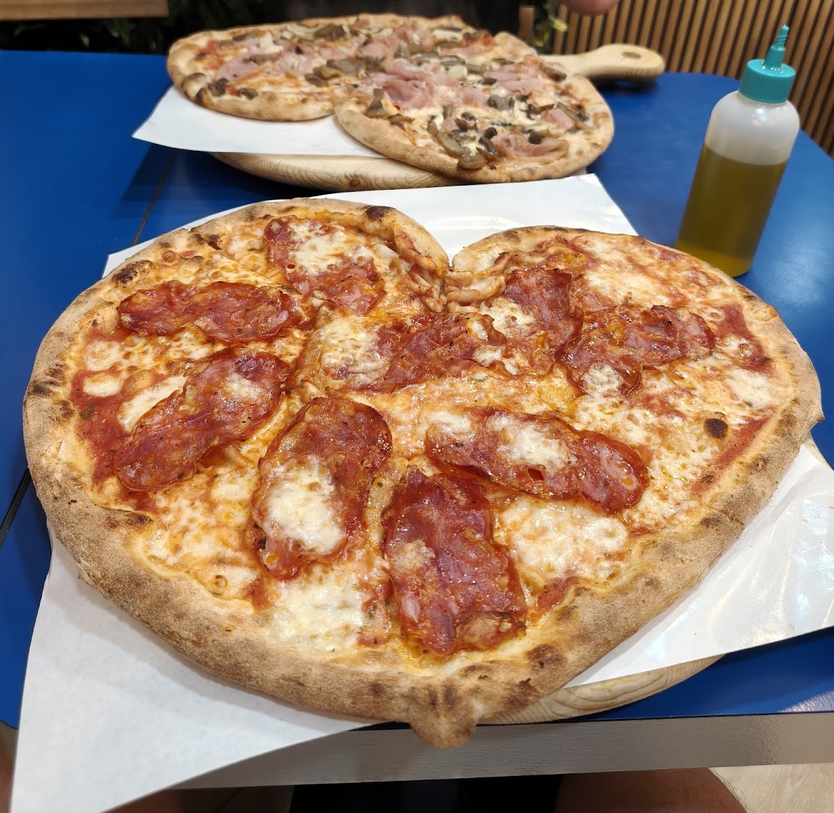 Pizzeria Nettuno - Bologna Photo 4